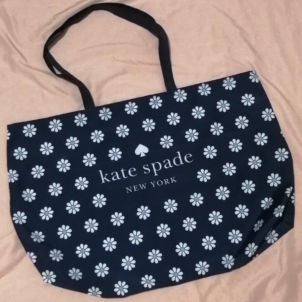 🥳Host Pick!🥳 Kate Spade Large Fabric Carry All Tote Bag, Daisy Print